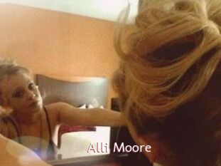 Alli_Moore