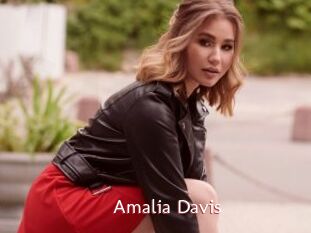 Amalia_Davis
