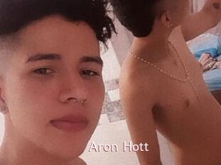 Aron_Hott