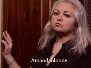 Amandablonde