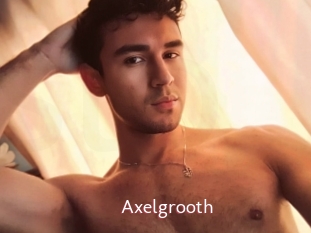 Axelgrooth