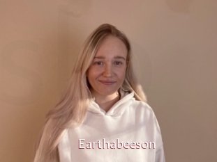 Earthabeeson