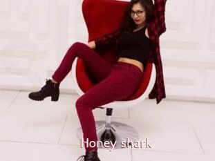 Honey_shark