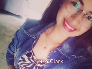 Luna_Clark