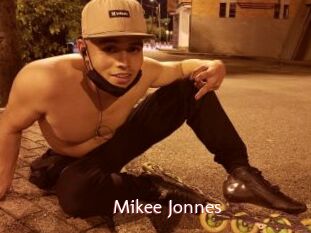 Mikee_Jonnes