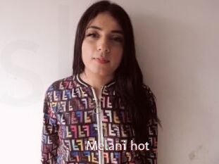 Melani_hot