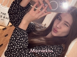 Mooniekiss