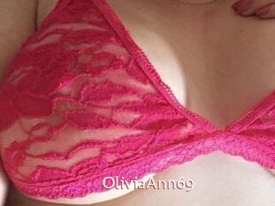 Olivia_Ann_69