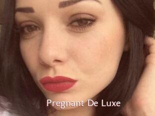 Pregnant_De_Luxe