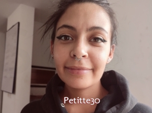 Petitte30